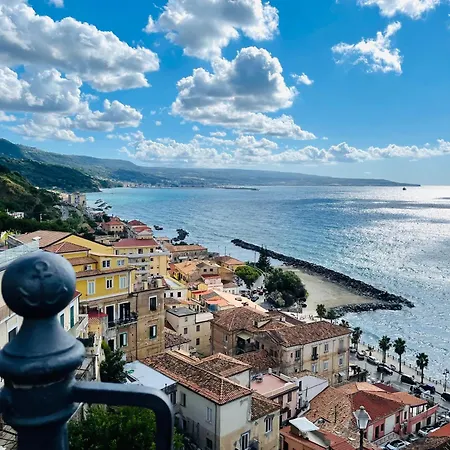 דירה Italian Charm, Modern Elegance In *