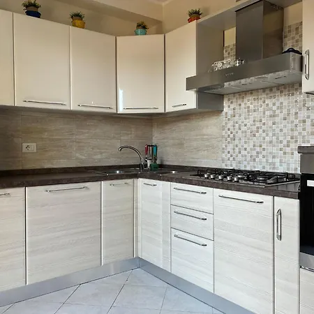 Appartamento Italian Charm, Modern Elegance In *